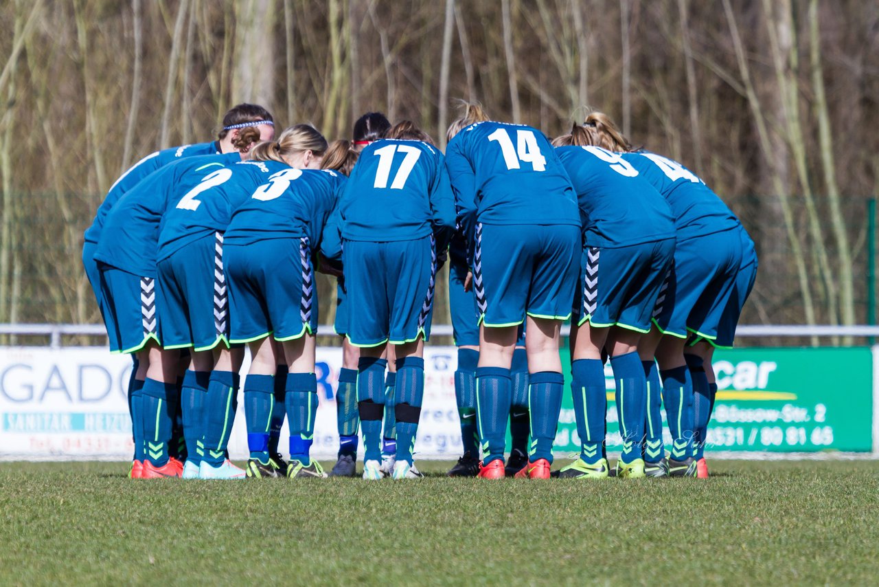 Bild 111 - B-Juniorinnen VfL Oldesloe - Krummesser SV _ Ergebnis: 4:0